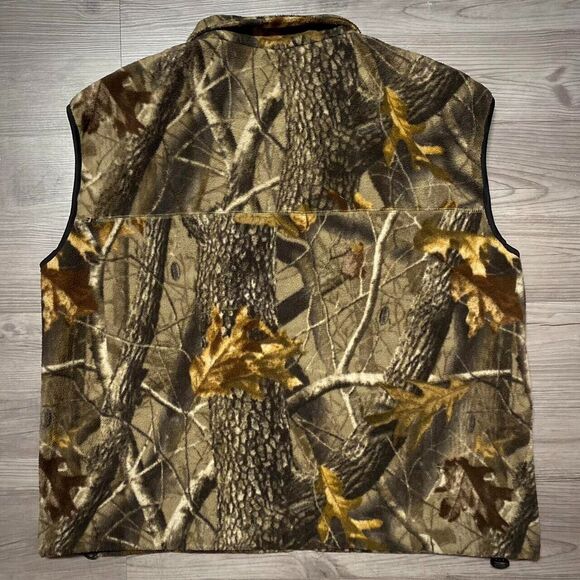 Field line Hunting Camo Vest - Size L - Picture 3 of 3